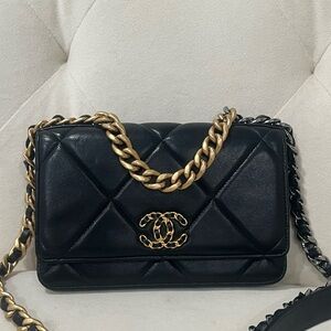 CHANEL Flap 19 WOC Black Quilted Leather Crossbody with Gold Chain